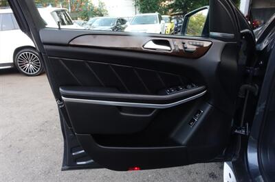 2014 Mercedes-Benz GL 450 4MATIC   - Photo 10 - Newark, NJ 07104