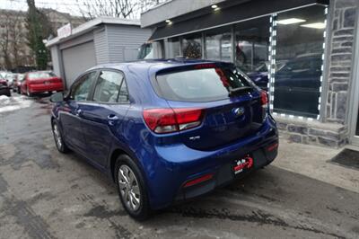 2018 Kia Rio 5-Door S   - Photo 6 - Newark, NJ 07104