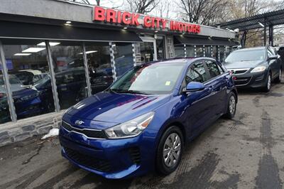 2018 Kia Rio 5-Door S   - Photo 1 - Newark, NJ 07104