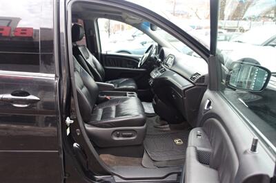 2010 Honda Odyssey Touring   - Photo 11 - Newark, NJ 07104