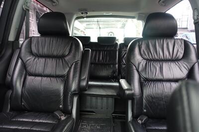 2010 Honda Odyssey Touring   - Photo 17 - Newark, NJ 07104