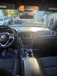 2020 Jeep Grand Cherokee Laredo - Photo 13 - Newark, NJ 07104