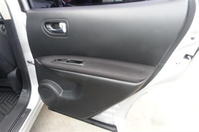 2015 Nissan Rogue Select S   - Photo 17 - Newark, NJ 07104