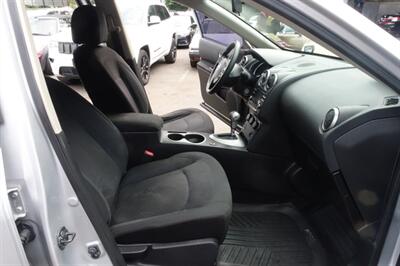 2015 Nissan Rogue Select S   - Photo 14 - Newark, NJ 07104