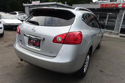 2015 Nissan Rogue Select S   - Photo 8 - Newark, NJ 07104