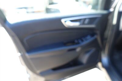 2017 Ford Edge SEL - Photo 14 - Newark, NJ 07104
