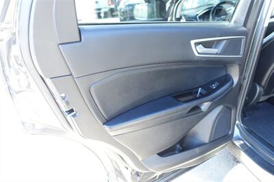 2017 Ford Edge SEL - Photo 17 - Newark, NJ 07104