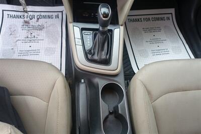 2018 Hyundai ELANTRA SE   - Photo 19 - Newark, NJ 07104