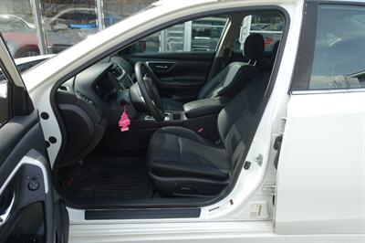 2016 Nissan Altima 2.5   - Photo 8 - Newark, NJ 07104