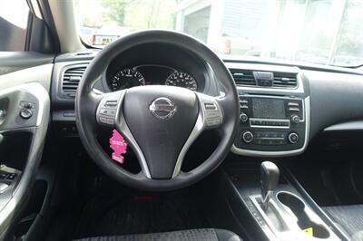 2016 Nissan Altima 2.5   - Photo 12 - Newark, NJ 07104