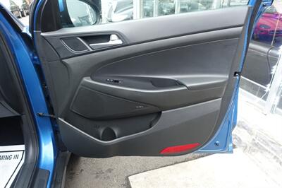 2021 Hyundai TUCSON Limited   - Photo 15 - Newark, NJ 07104
