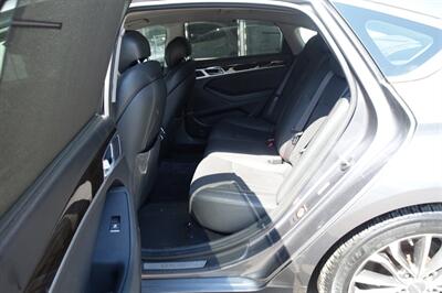 2015 Hyundai Genesis 3.8L - Photo 11 - Newark, NJ 07104