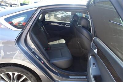 2015 Hyundai Genesis 3.8L - Photo 16 - Newark, NJ 07104