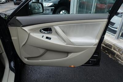 2009 Toyota Camry   - Photo 15 - Newark, NJ 07104