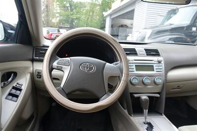 2009 Toyota Camry   - Photo 13 - Newark, NJ 07104