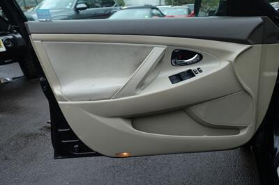 2009 Toyota Camry   - Photo 10 - Newark, NJ 07104