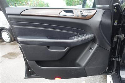 2014 Mercedes-Benz ML 350 4MATIC   - Photo 10 - Newark, NJ 07104