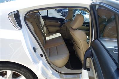2013 Acura TL w/Tech   - Photo 16 - Newark, NJ 07104