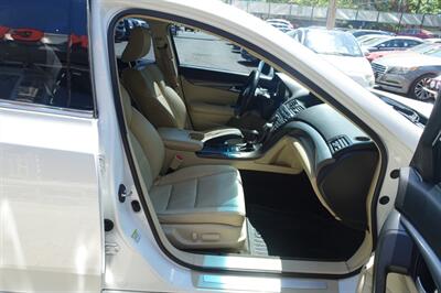 2013 Acura TL w/Tech   - Photo 14 - Newark, NJ 07104