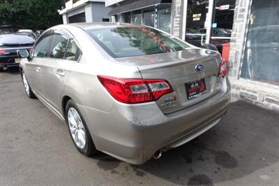 2015 Subaru Legacy 2.5i Premium   - Photo 6 - Newark, NJ 07104