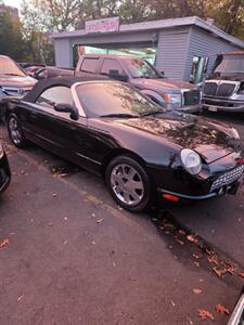 2002 Ford Thunderbird Deluxe   - Photo 3 - Newark, NJ 07104
