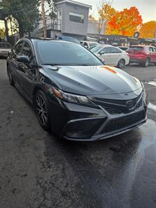 2022 Toyota Camry SE - Photo 3 - Newark, NJ 07104