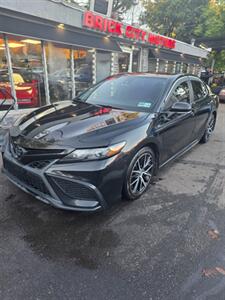 2022 Toyota Camry SE - Photo 1 - Newark, NJ 07104
