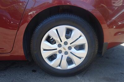 2012 Chevrolet Cruze LS   - Photo 22 - Newark, NJ 07104
