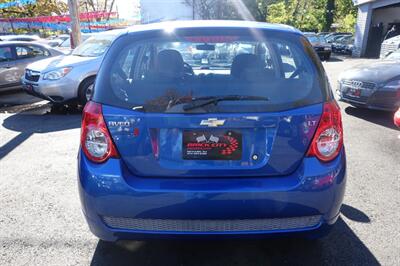 2011 Chevrolet Aveo5 LT   - Photo 7 - Newark, NJ 07104