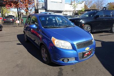 2011 Chevrolet Aveo5 LT   - Photo 3 - Newark, NJ 07104