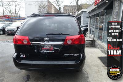 2009 Toyota Sienna Limited   - Photo 7 - Newark, NJ 07104