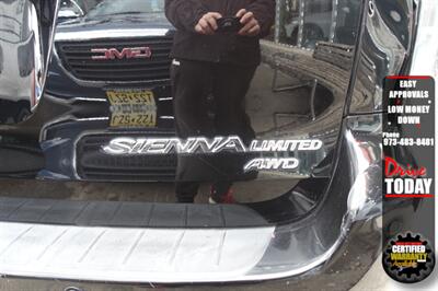 2009 Toyota Sienna Limited   - Photo 24 - Newark, NJ 07104