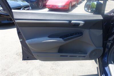 2006 Honda Civic EX - Photo 10 - Newark, NJ 07104