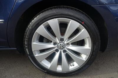 2012 Volkswagen CC Sport PZEV - Photo 22 - Newark, NJ 07104