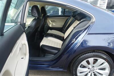 2012 Volkswagen CC Sport PZEV - Photo 11 - Newark, NJ 07104
