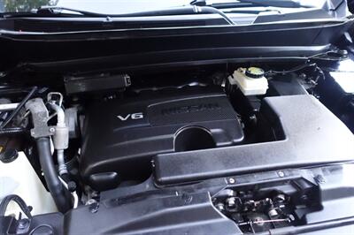 2020 Nissan Pathfinder SL Premium - Photo 29 - Newark, NJ 07104