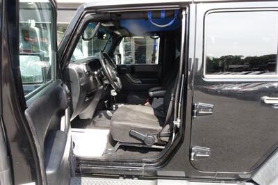 2016 Jeep Wrangler Sport   - Photo 9 - Newark, NJ 07104