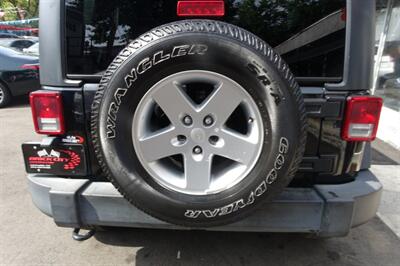 2016 Jeep Wrangler Sport   - Photo 25 - Newark, NJ 07104