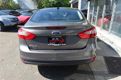 2012 Ford Focus SE   - Photo 7 - Newark, NJ 07104