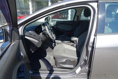 2012 Ford Focus SE   - Photo 9 - Newark, NJ 07104