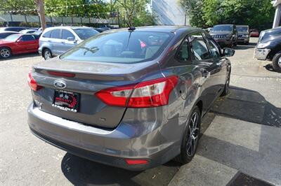 2012 Ford Focus SE   - Photo 5 - Newark, NJ 07104