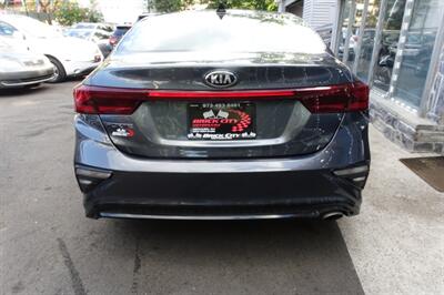 2019 Kia Forte LXS   - Photo 7 - Newark, NJ 07104