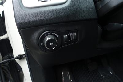 2018 Jeep Compass Latitude   - Photo 21 - Newark, NJ 07104