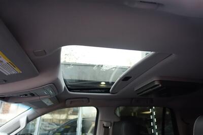 2019 GMC Yukon SLT   - Photo 24 - Newark, NJ 07104