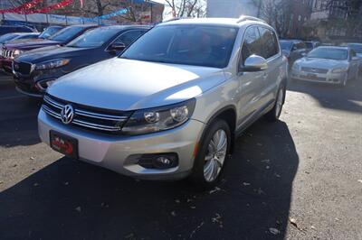 Volkswagen Tiguan's photo