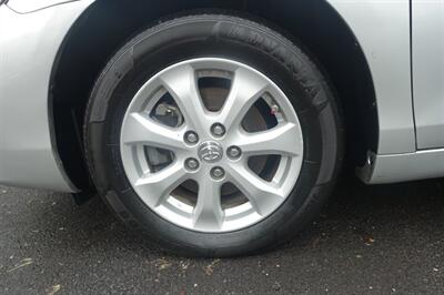 2011 Toyota Camry   - Photo 16 - Newark, NJ 07104