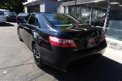 2007 Toyota Camry SE V6   - Photo 6 - Newark, NJ 07104