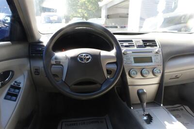 2007 Toyota Camry SE V6   - Photo 13 - Newark, NJ 07104