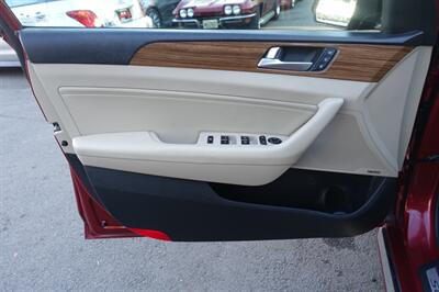 2015 Hyundai SONATA Limited   - Photo 11 - Newark, NJ 07104