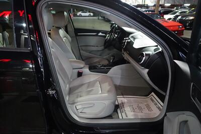 2016 Audi A3 2.0T quattro Premium   - Photo 14 - Newark, NJ 07104